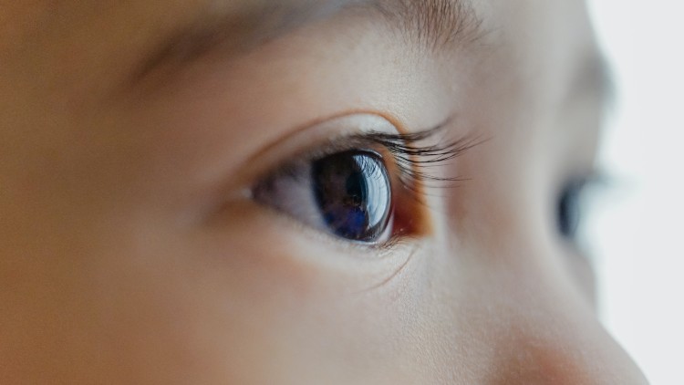 Shanghai ophthalmologists share their tips on how to protect kids from myopia